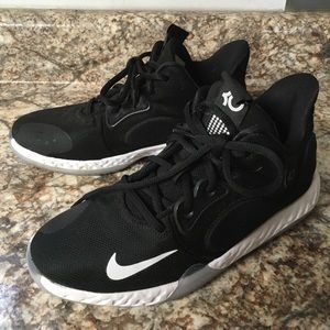 Nike Renew KD black basketball athletic AT5685-001 shoes 6 6Y excellent